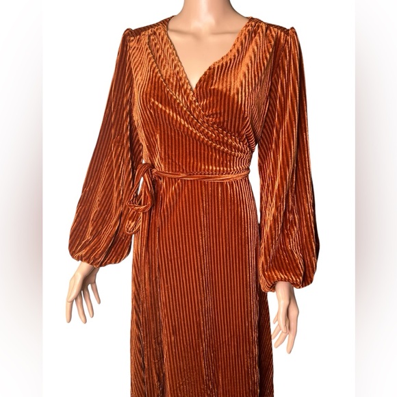 BERRYGO fall midi rust ribbed high long long sleeve V front wrap tie dress NWT - Picture 2 of 10